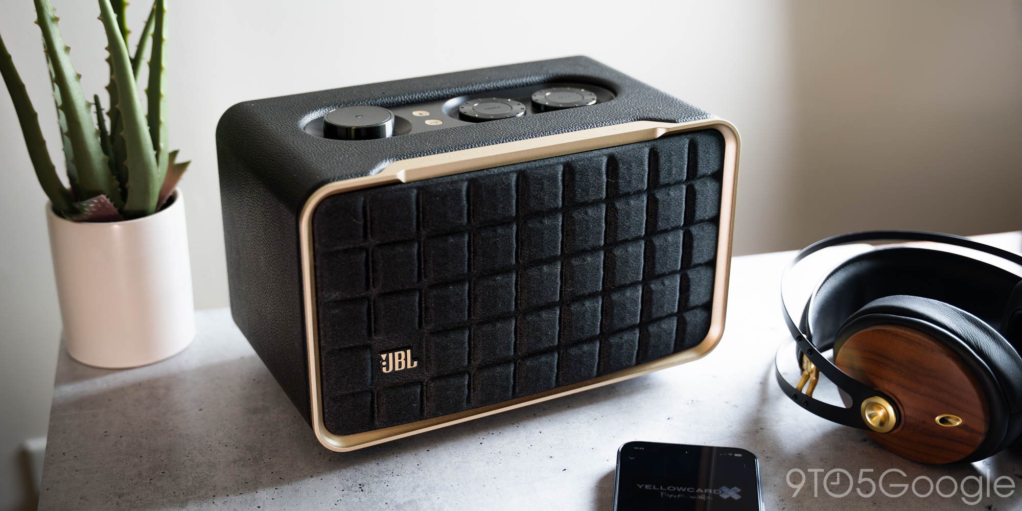 Spotify lossless audio по-прежнему распространяется, работает и с колонками JBL