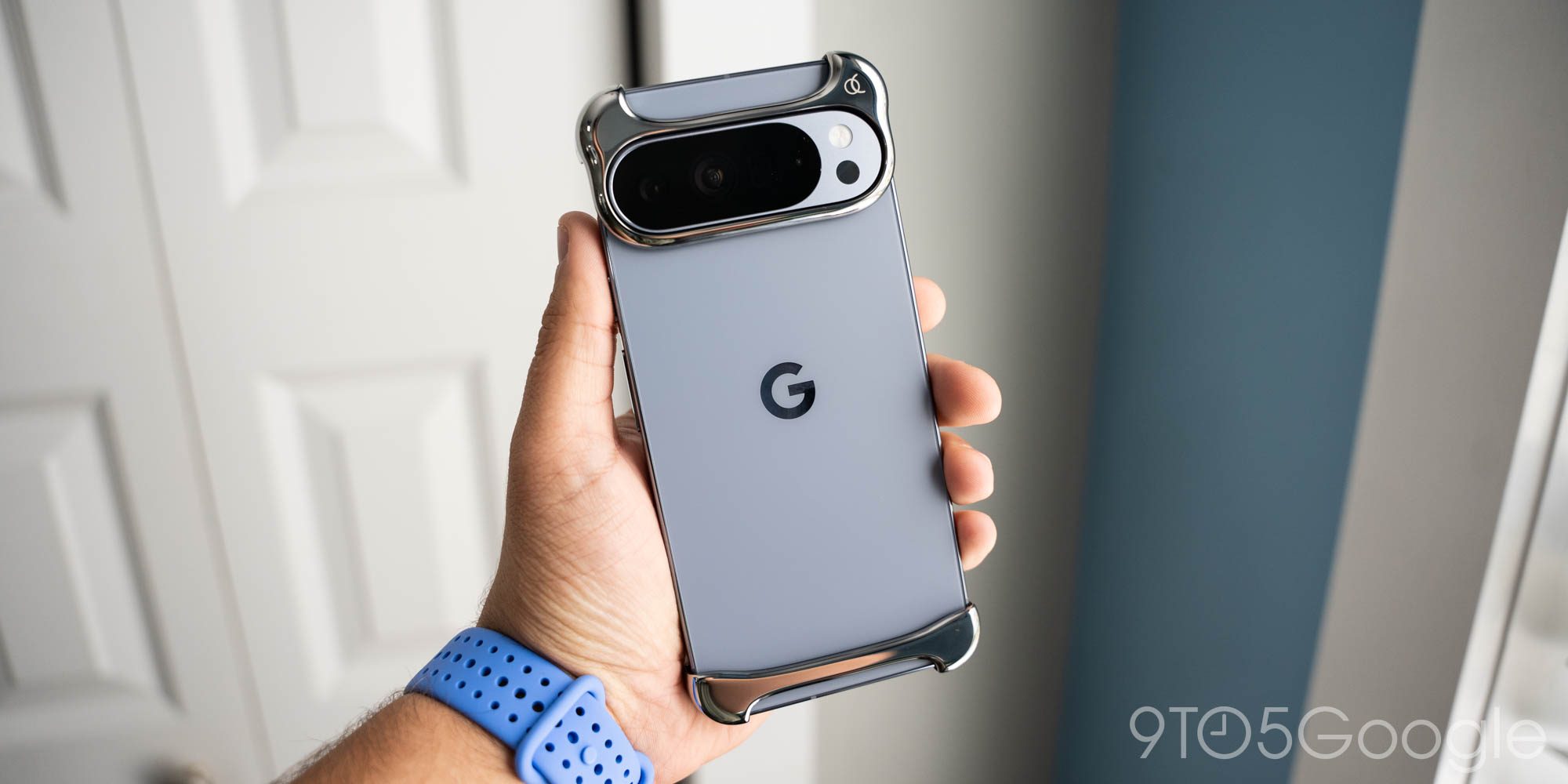 Использовали бы вы этот безумный чехол Arc Pulse для Pixel 10? [Галерея]