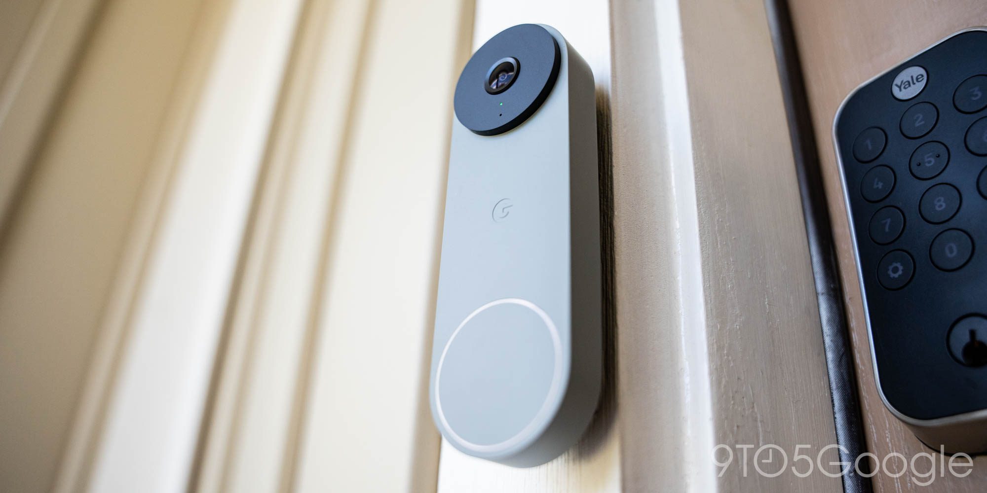 Умный дверной звонок Nest Doorbell начинает говорить с американским акцентом Gemini независимо от того, на каком языке вы общаетесь; скоро выйдет исправление
