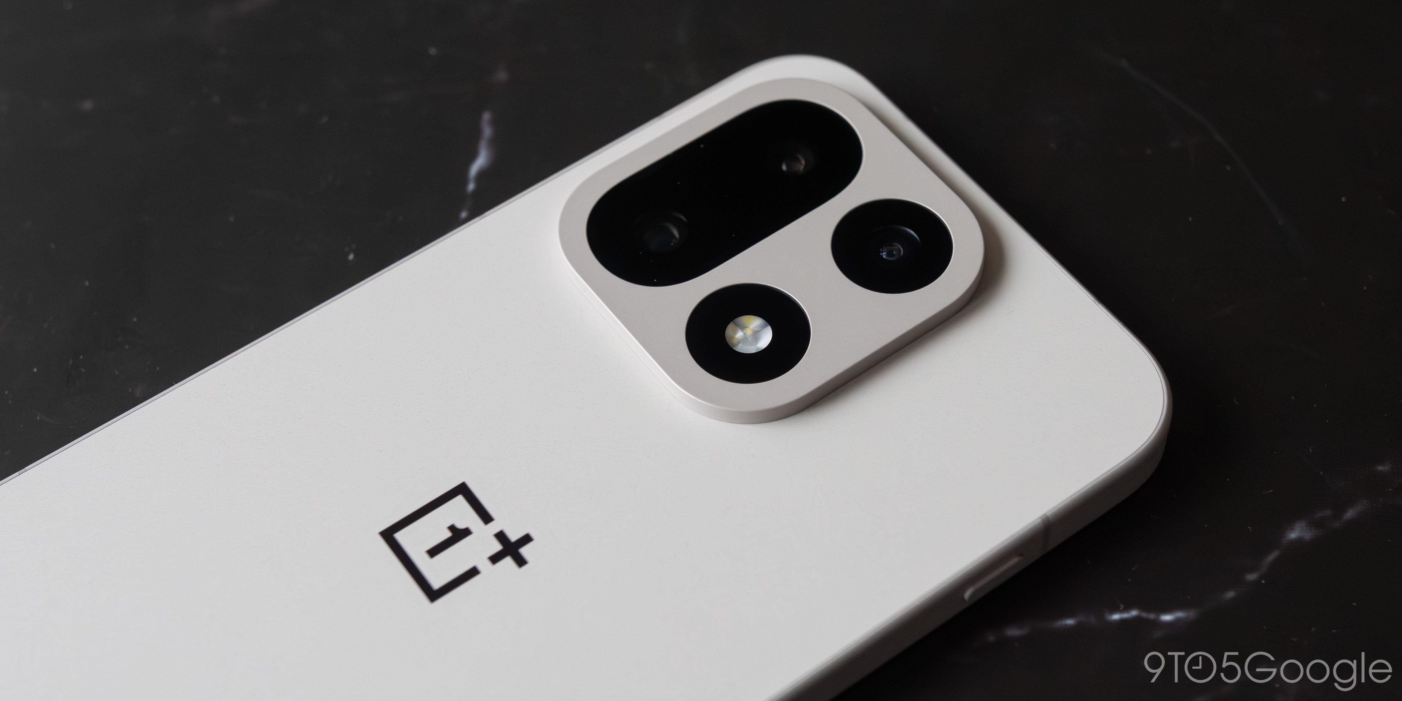 Смартфоны OnePlus 15 и другие устройства полностью распроданы в США после закрытия компании