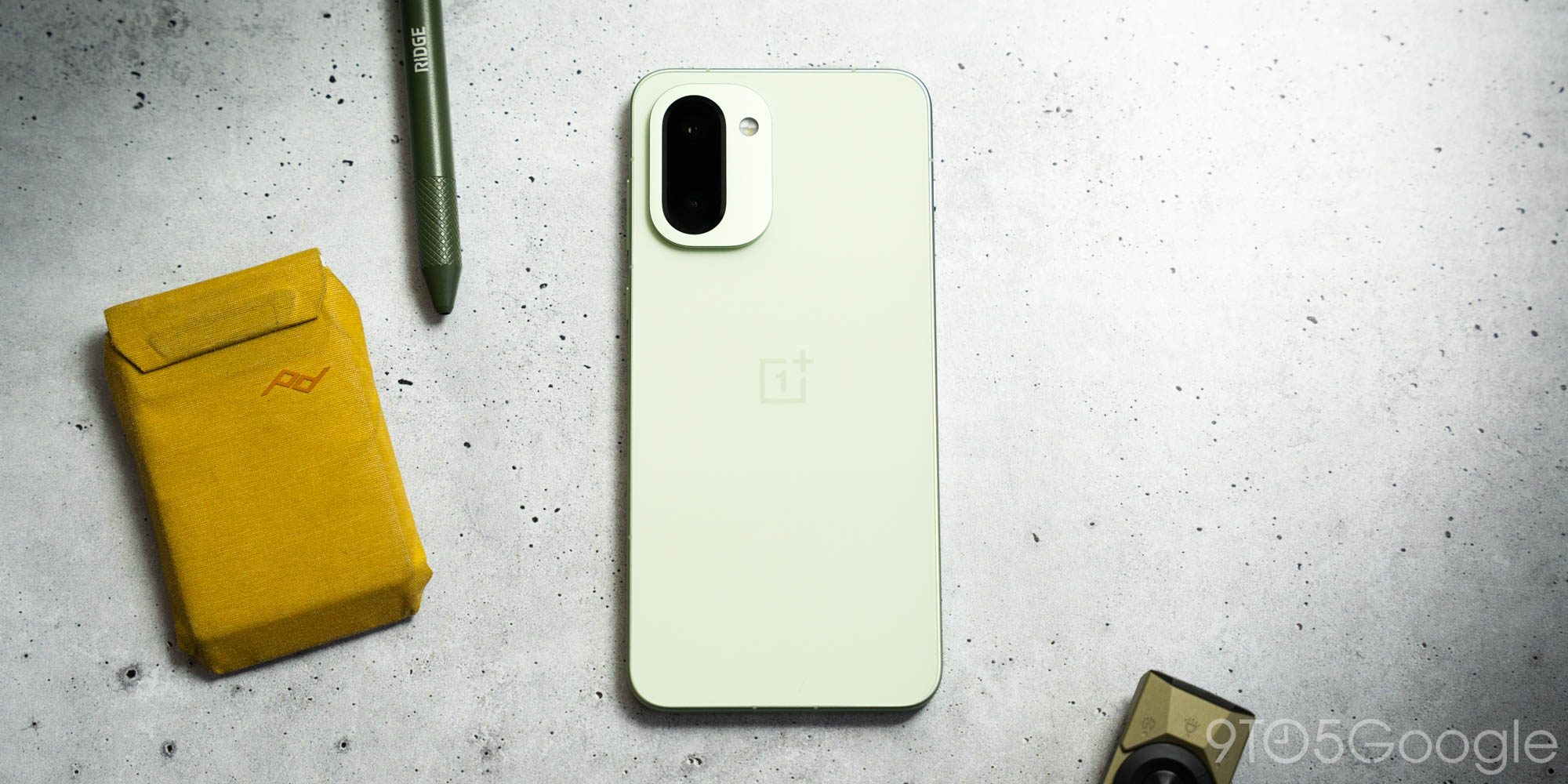 OnePlus 15R Hands-on: Если бы только батарея и частота обновления были главным делом