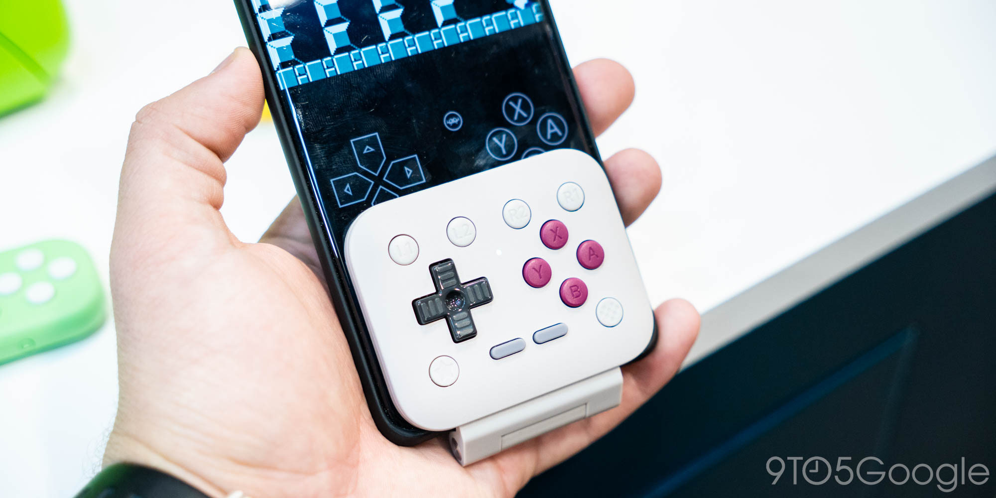 8BitDo Flip Pad looks like the perfect portable controller for Android emulators [Gallery]
