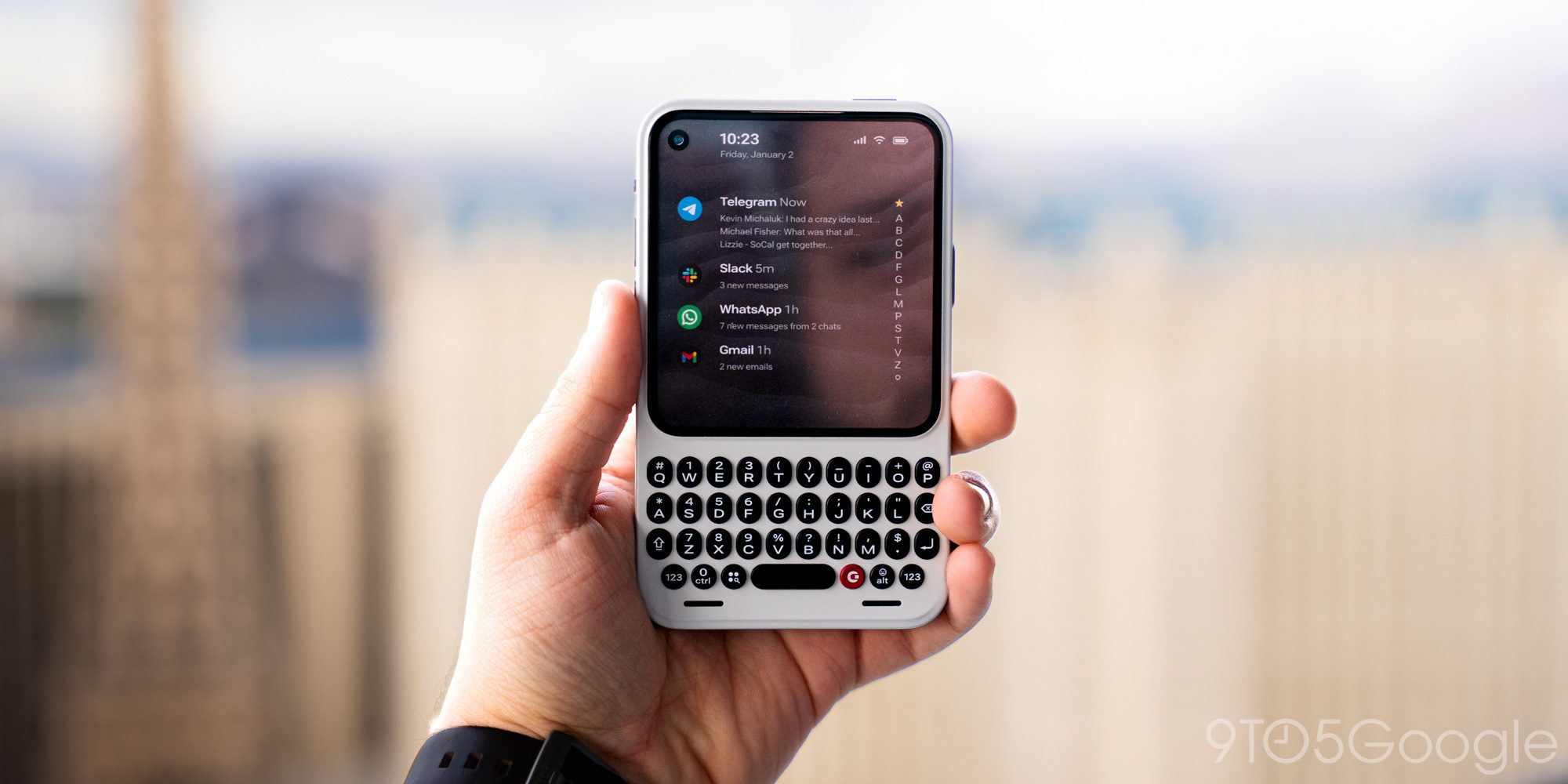 Clicks Communicator: сроки отправки подтверждены, но начнутся не раньше конца года