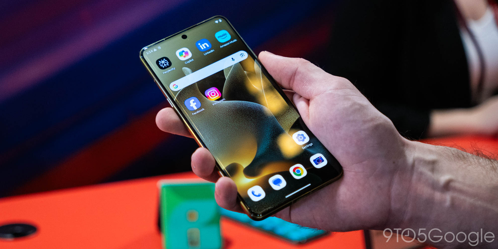 Motorola Signature is almost a razor-thin flagship for €999 [Gallery]