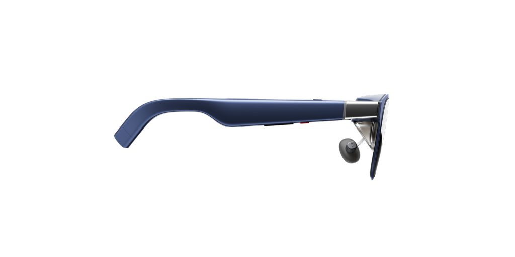 صورة جانبية لنظارات XREAL 1S تظهر تصميمها النحيف