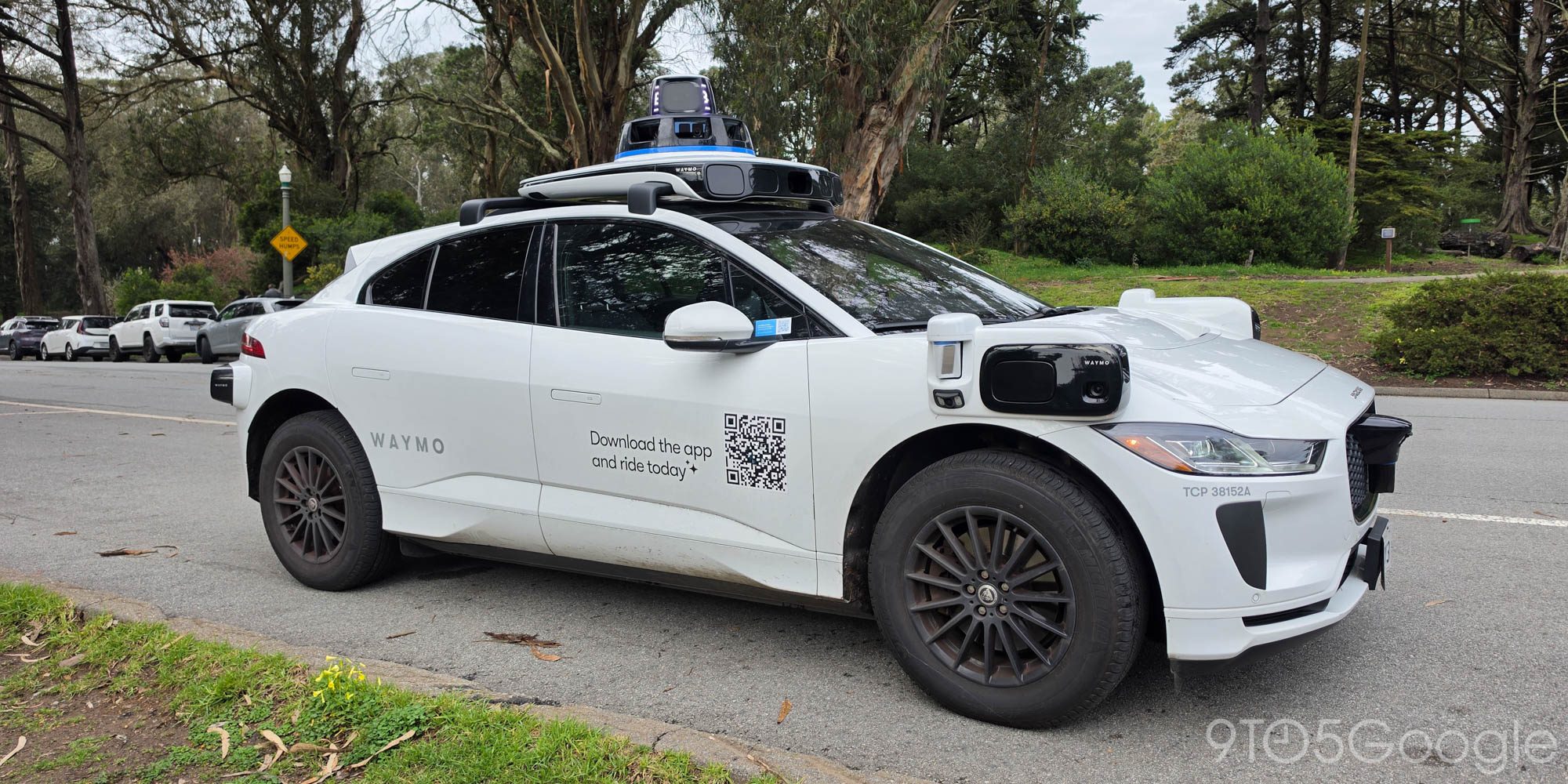 Waymo начинает тестирование беспилотных автомобилей в Чикаго и Шарлотте