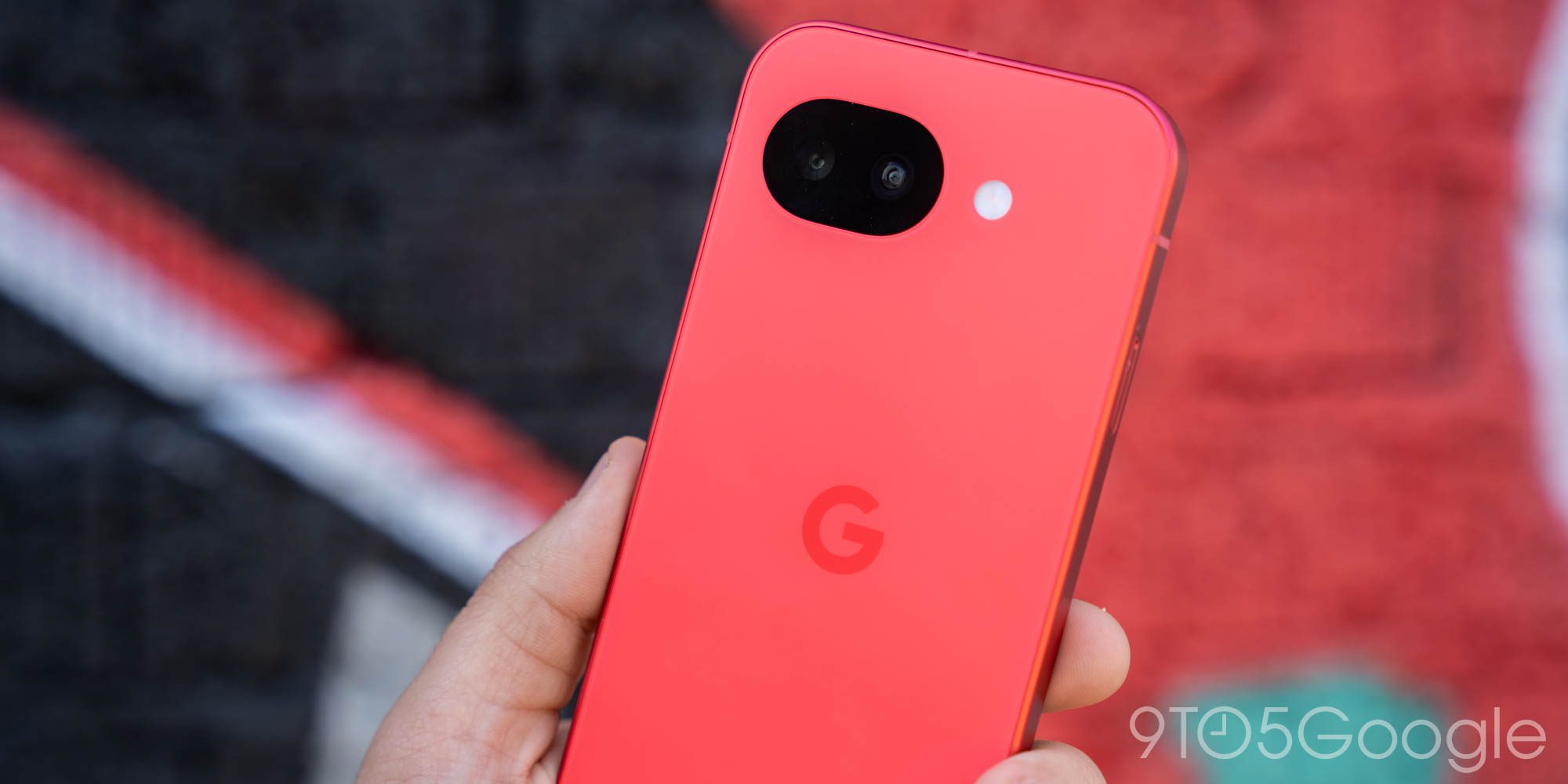 Google Pixel продолжает расти на фоне падения мировых поставок смартфонов до минимума с 2013 года