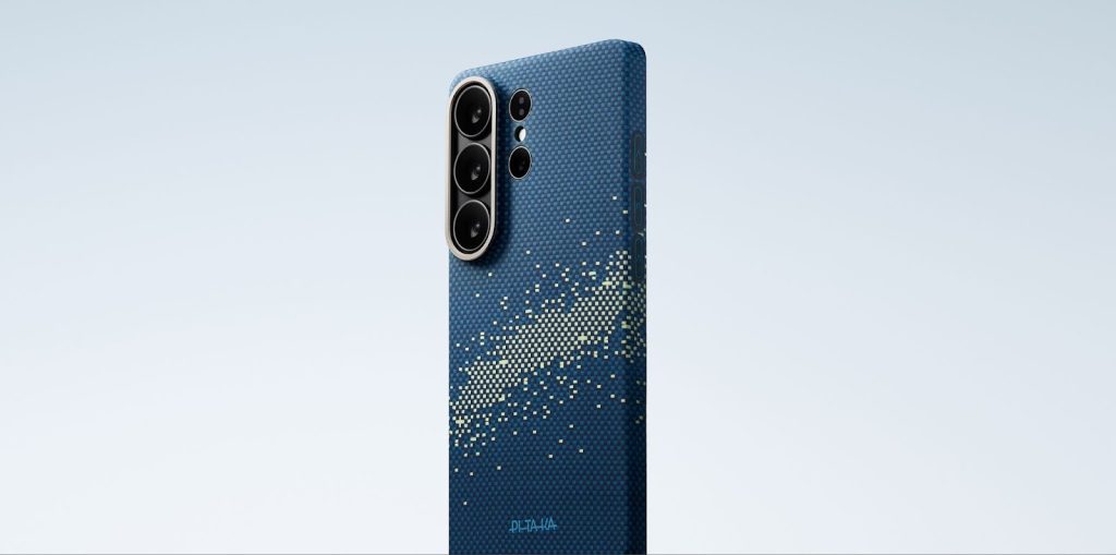 Pitaka Edge Galaxy S26 Ultra case in blue showing Aaron Button