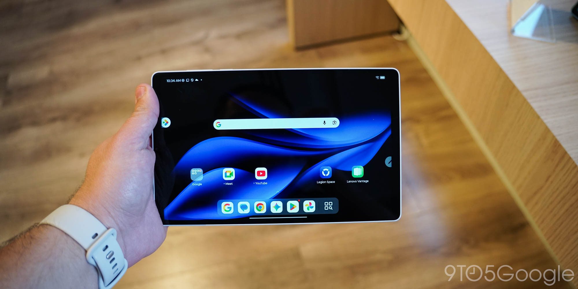 Lenovo уже предлагает скидку $699 на свой новейший Legion Tab, одновременно выпустив тихое обновление предыдущего поколения
