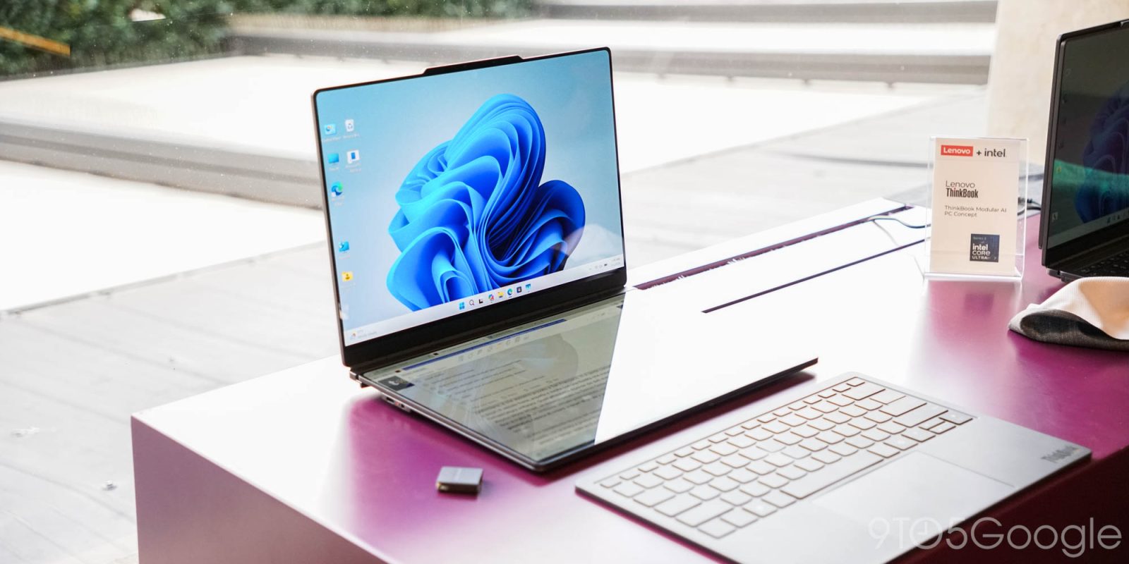 مفهوم Lenovo ThinkBook Modular: لابتوب مرن يتكيف معك