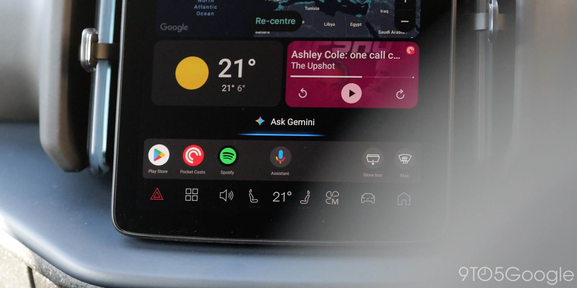 Gemini для Android Auto в результате странного сбоя возвращается к Ассистенту, Google в курсе