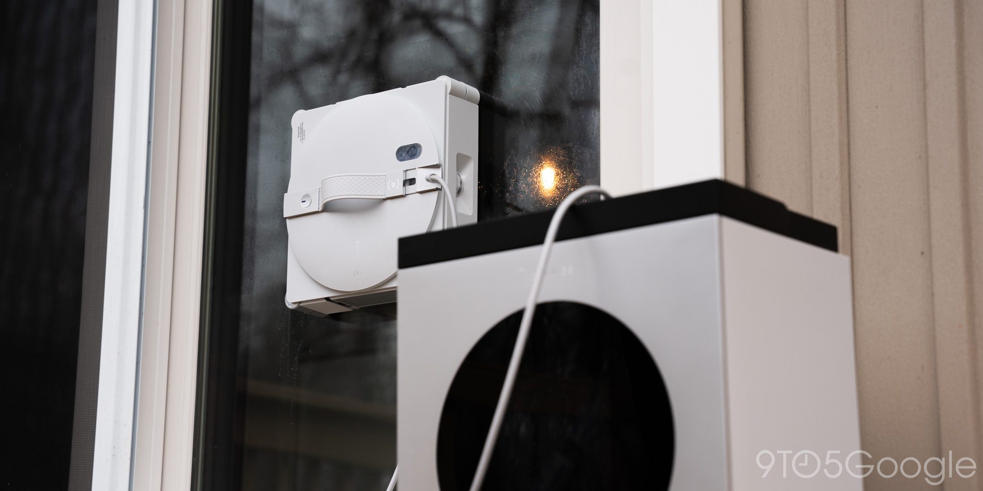 Обзор: Универсальный робот-мойщик окон Ecovacs — революционное решение, но не для всех