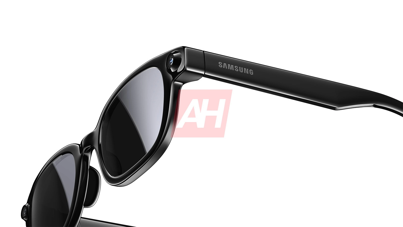 Samsung Teases AI Glasses, Warns of Worsening RAM Crisis