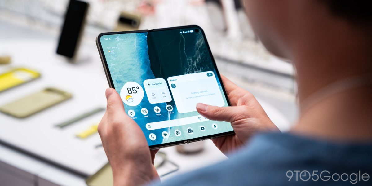 Google's next Pixel Fold reportedly adopting the same crease-less display as Apple