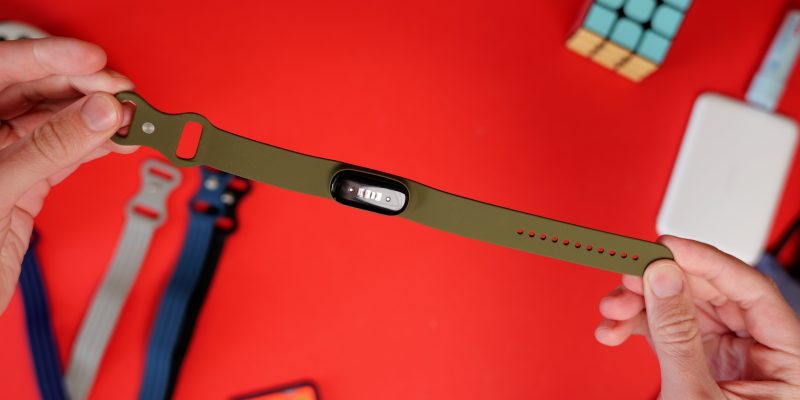 fitbit active bands alternate option
