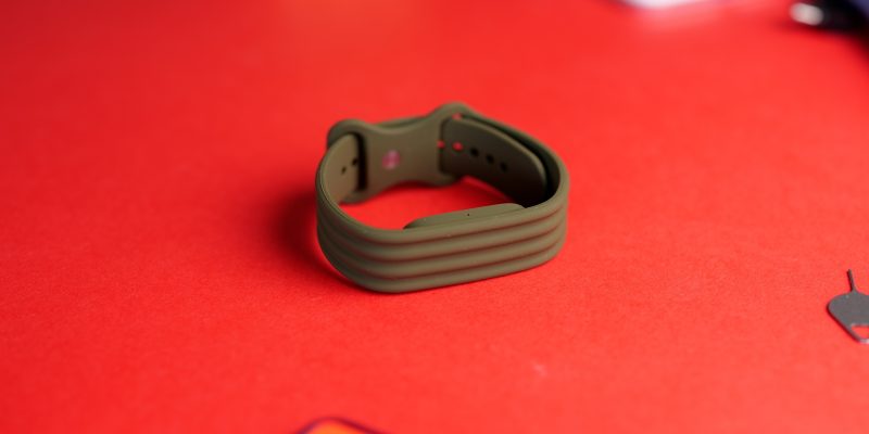 fitbit active bands alternate option