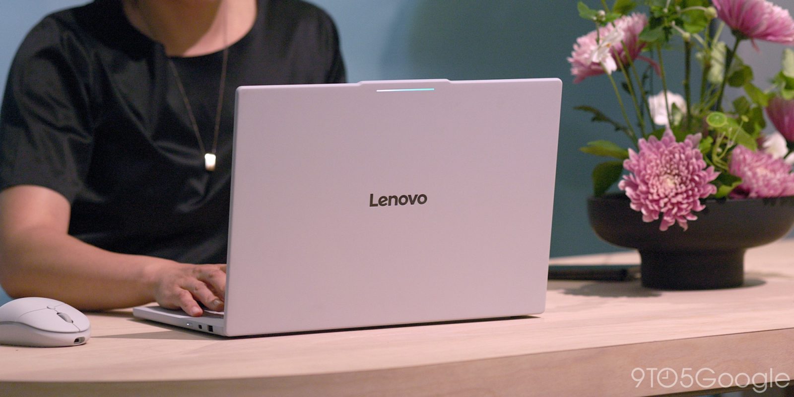 Lenovo’s first Googlebook actually costs $200 less than announced, and it’s not the only one