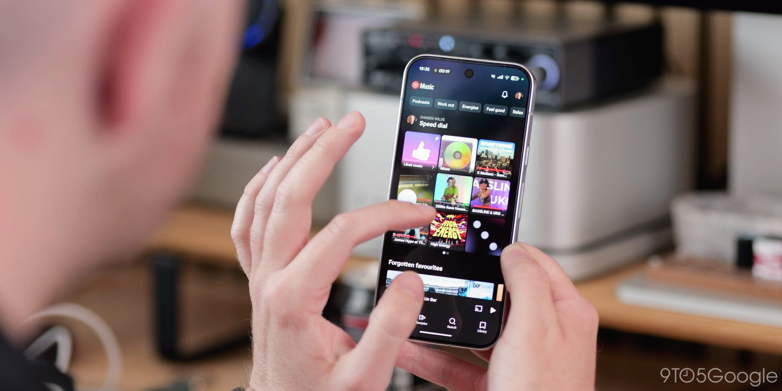 YouTube, как сообщается, «изучает возможность» добавить аудиокниги в Premium