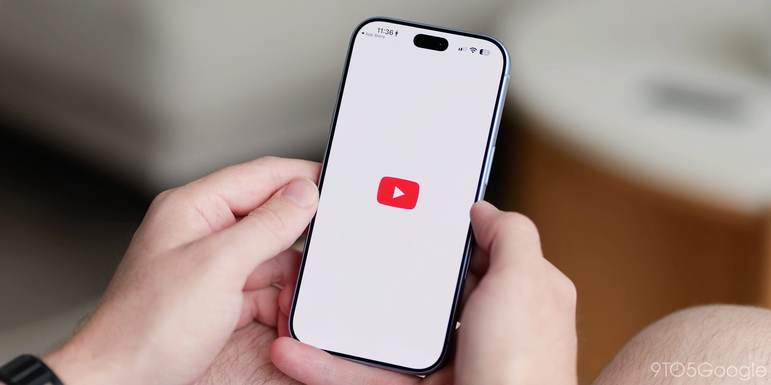Контекстный поиск YouTube на базе ИИ стал доступен всем пользователям Android и iOS в США